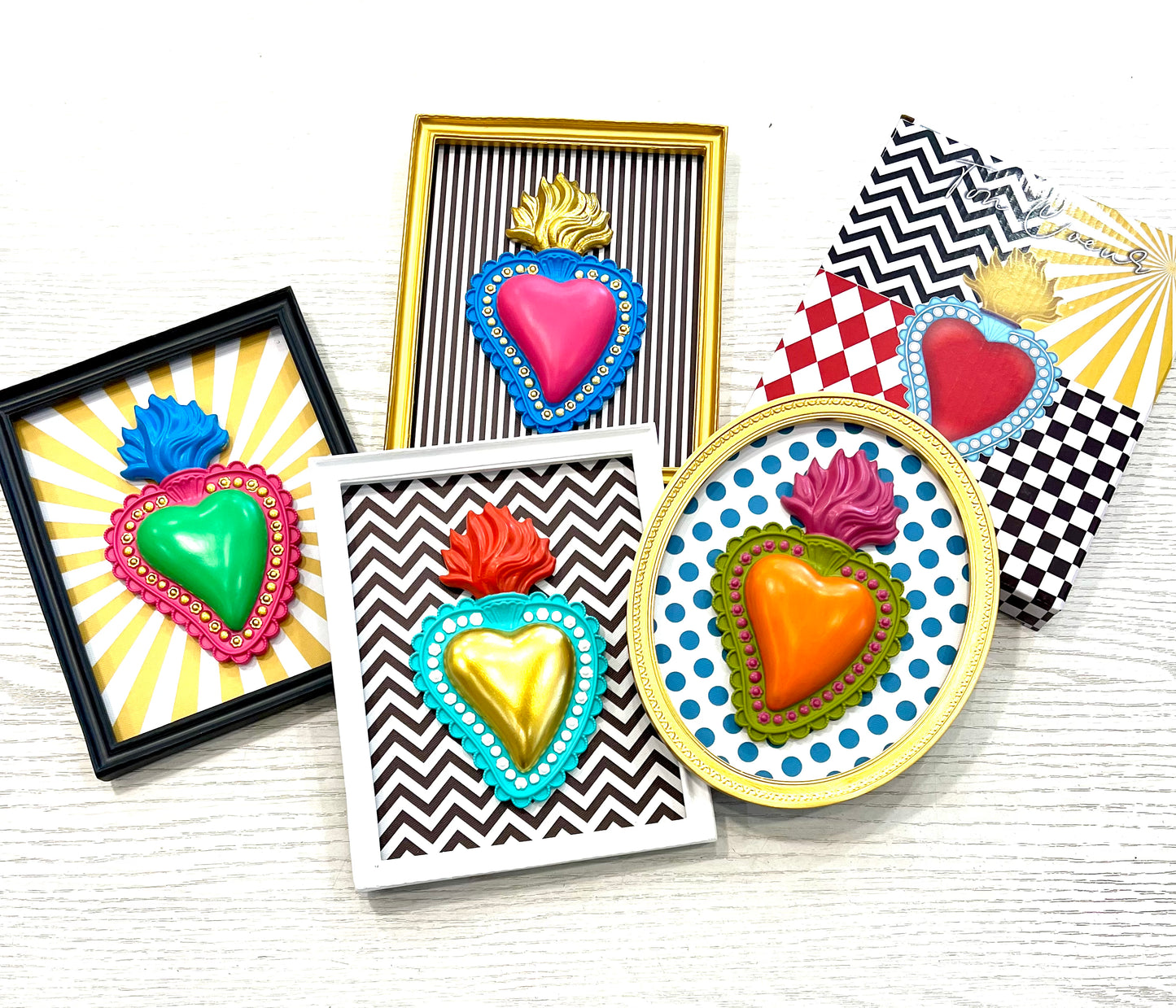 Quadro decorativo Pop con cuore sacro | HENRIETTE